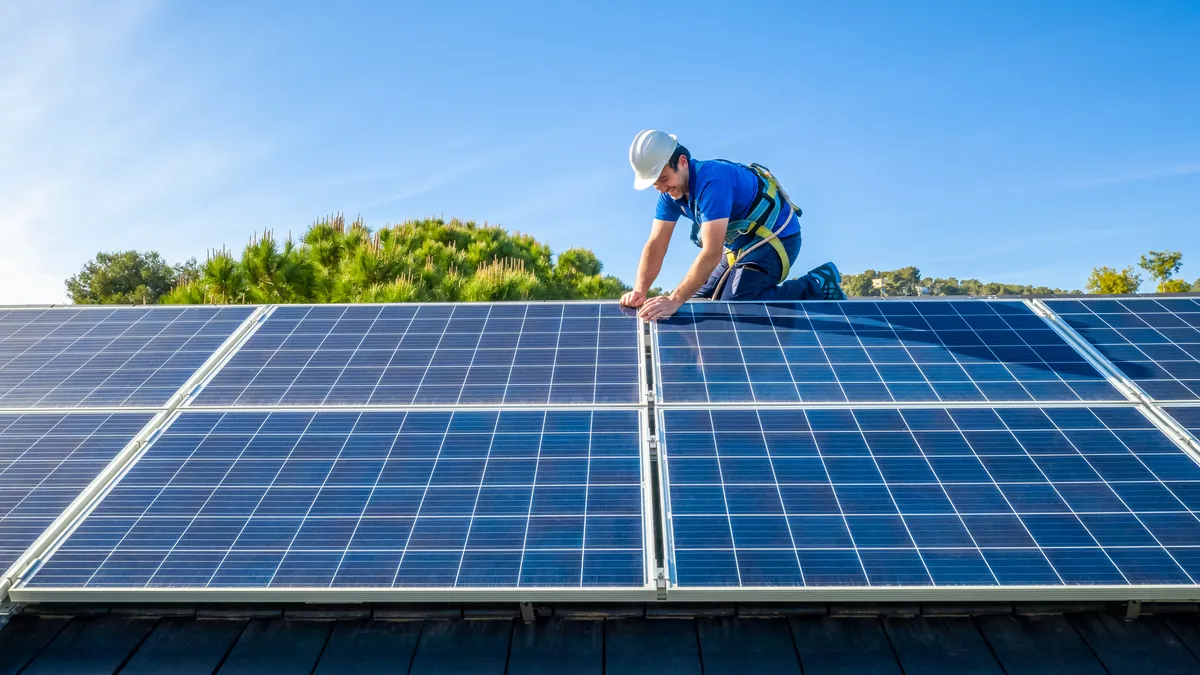 False promises: As states tackle residential solar complaints, how companies can avoid problems | Utility Dive