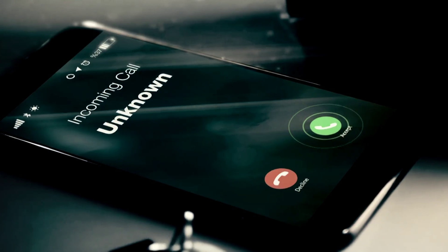 AI can replicate voices in high-tech phone call scams, FTC warns